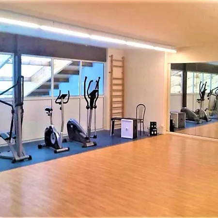 Mobile - Sleeps 6 - Parking - Family Pools Vakantiehuis