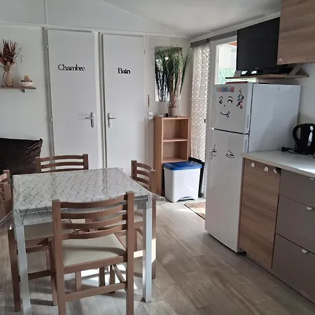 Mobile - Sleeps 6 - Parking - Family Pools Saint-Jean-de-Monts