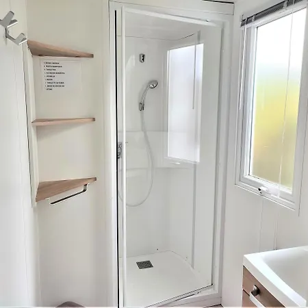 Mobile - Sleeps 6 - Parking - Family Pools Hébergement de vacances *