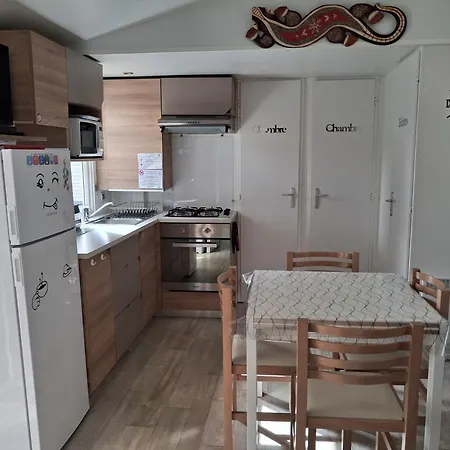 Hébergement de vacances Mobile - Sleeps 6 - Parking - Family Pools Saint-Jean-de-Monts